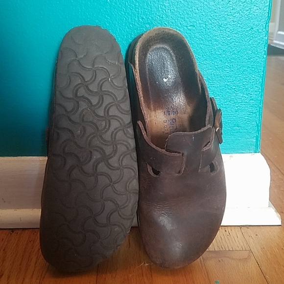Size 38 (7.5) Birkenstock Boston - Picture 2 of 3